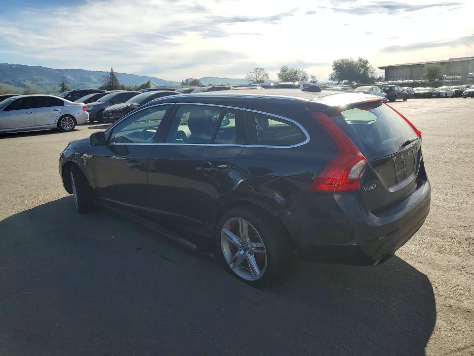 Photo 2 from auction – 2016 VOLVO V60 with VIN YV140MEK3G1308202