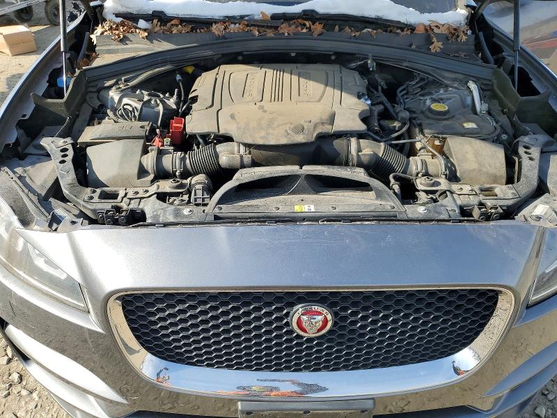 Photo 12 from auction – 2018 JAGUAR F-PACE PREMIUM with VIN SADCJ2EV2JA252729