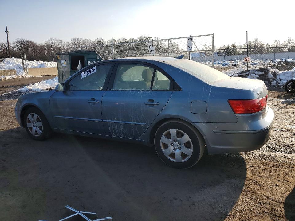 Photo 2 from auction – 2010 HYUNDAI SONATA with VIN 5NPET4AC2AH581213