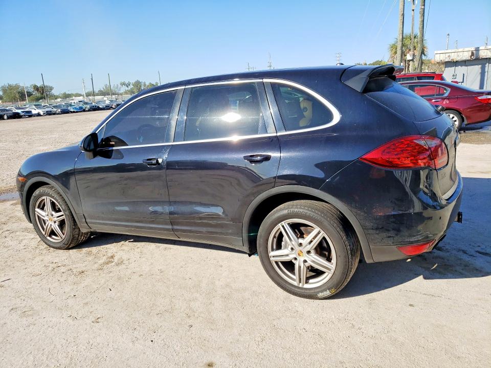 Photo 2 from auction – 2012 PORSCHE CAYENNE S with VIN WP1AB2A26CLA44807