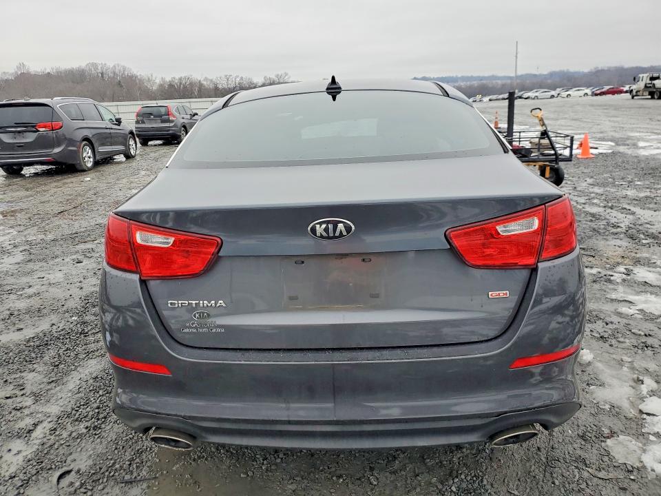 Photo 6 from auction – 2015 KIA OPTIMA LX with VIN KNAGM4A72F5633713