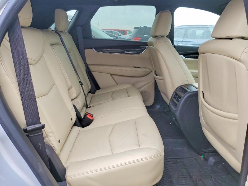 Photo 10 from auction – 2018 CADILLAC XT5 with VIN 1GYKNARS1JZ110633