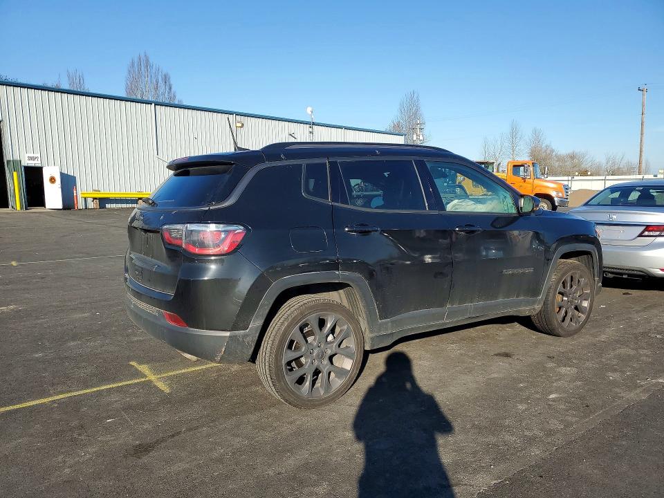 Photo 3 from auction – 2020 JEEP COMPASS with VIN 3C4NJDCB3LT104528