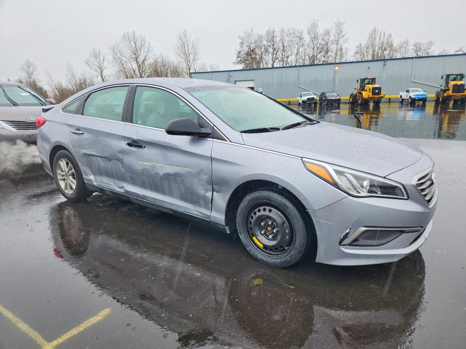 Photo 4 from auction – 2016 HYUNDAI SONATA with VIN 5NPE24AF9GH300644