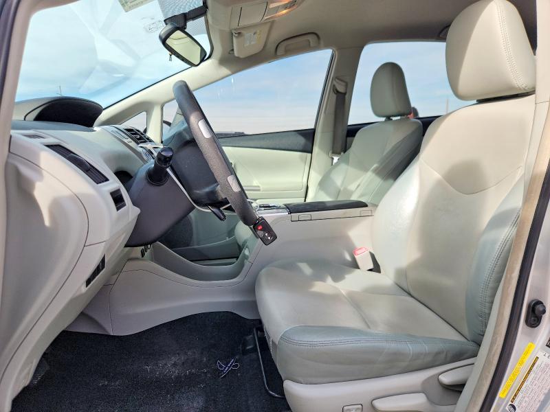 Photo 7 from auction – 2012 TOYOTA PRIUS V with VIN JTDZN3EU1C3061818