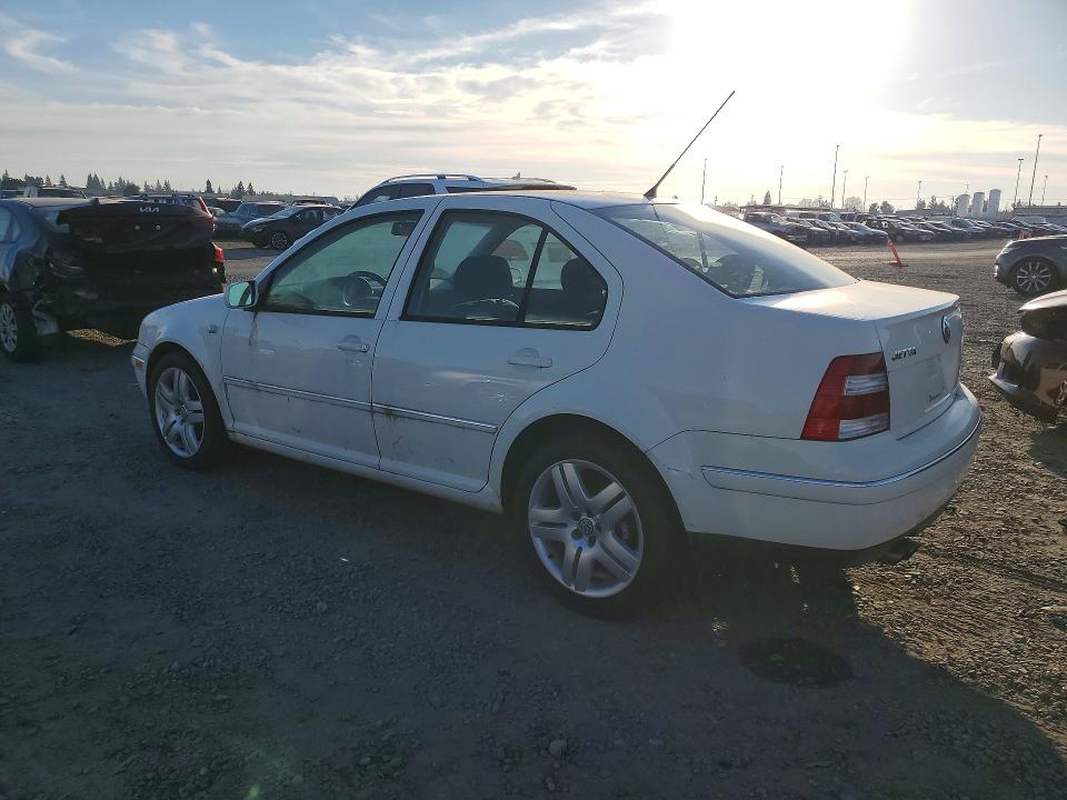 Photo 2 from auction – 2004 VOLKSWAGEN JETTA with VIN 3VWSE69M14M095669