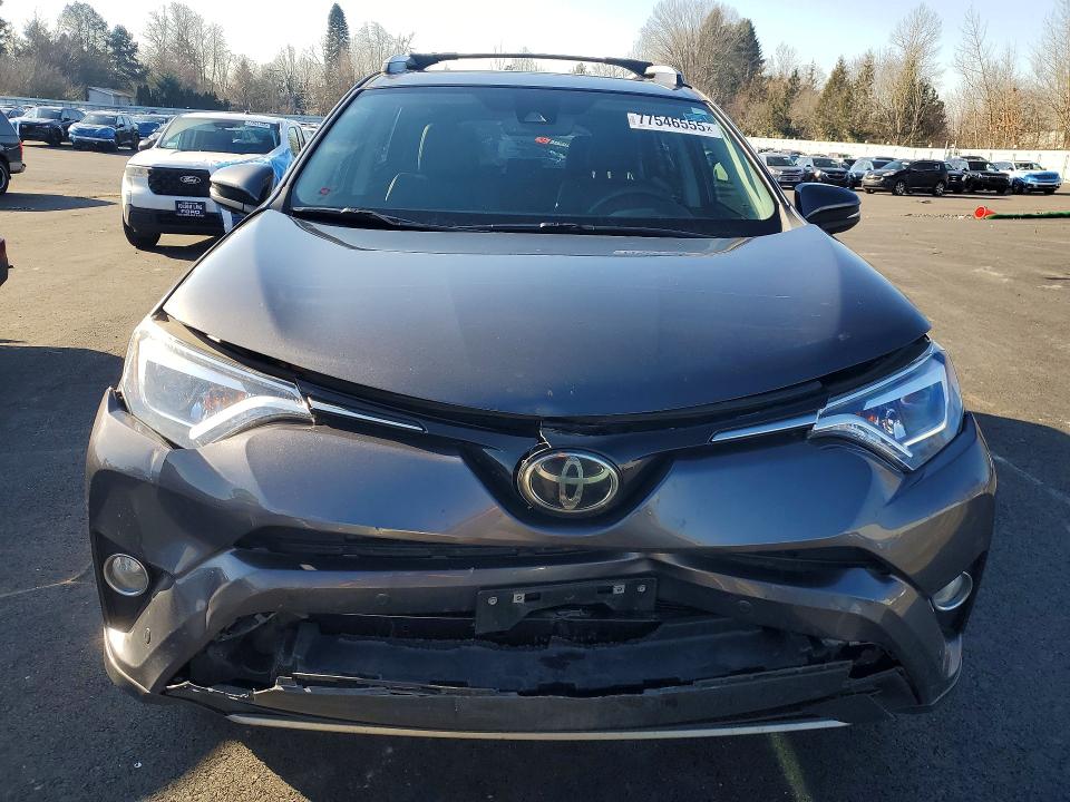 Photo 5 from auction – 2017 TOYOTA RAV4 LIMIT with VIN 2T3DFREV2HW552633