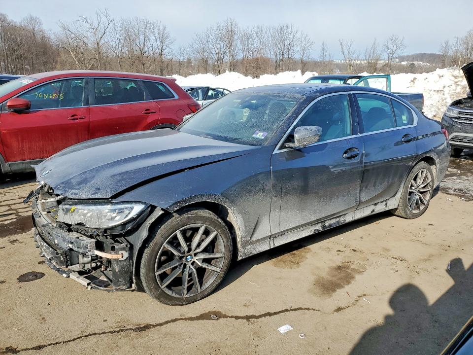 BMW 330XI 2019 with VIN 3MW5R7J50K8B00779 - Photo from auction