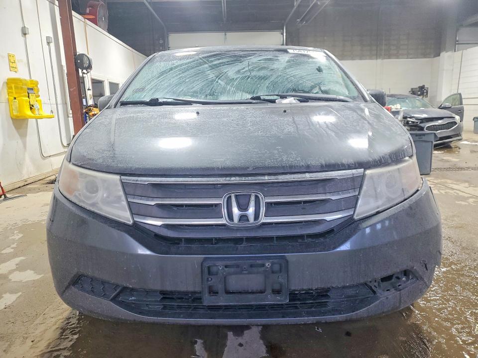 Photo 5 from auction – 2011 HONDA ODYSSEY EX with VIN 5FNRL5H62BB080409