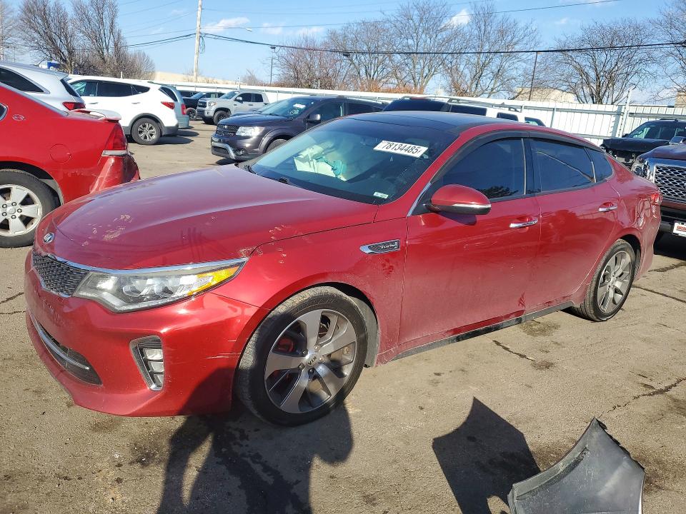 KIA OPTIMA 2018 with VIN 5XXGW4L23JG205961 - Photo from auction