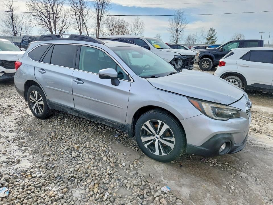 Photo 4 from auction – 2018 SUBARU OUTBACK with VIN 4S4BSANC4J3213699