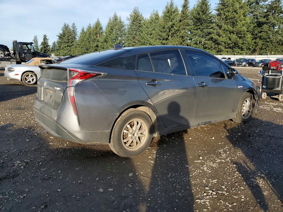 Photo 3 from auction – 2017 TOYOTA PRIUS with VIN JTDKBRFU5H3031448