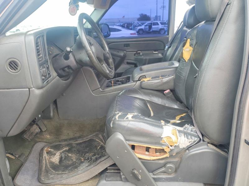 Photo 7 from auction – 2004 CHEVROLET SILVERADO with VIN 2GCEC19T341185557