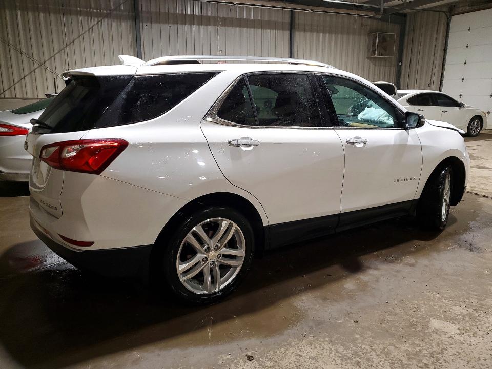 Photo 3 from auction – 2020 CHEVROLET EQUINOX with VIN 3GNAXXEV1LS525263