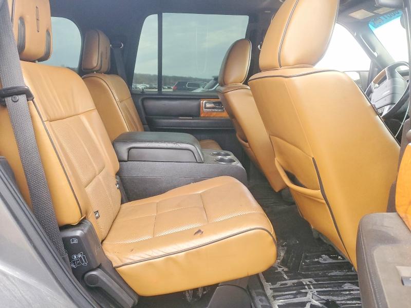 Photo 11 from auction – 2011 LINCOLN NAVIGATOR with VIN 5LMJJ2H5XBEJ03258