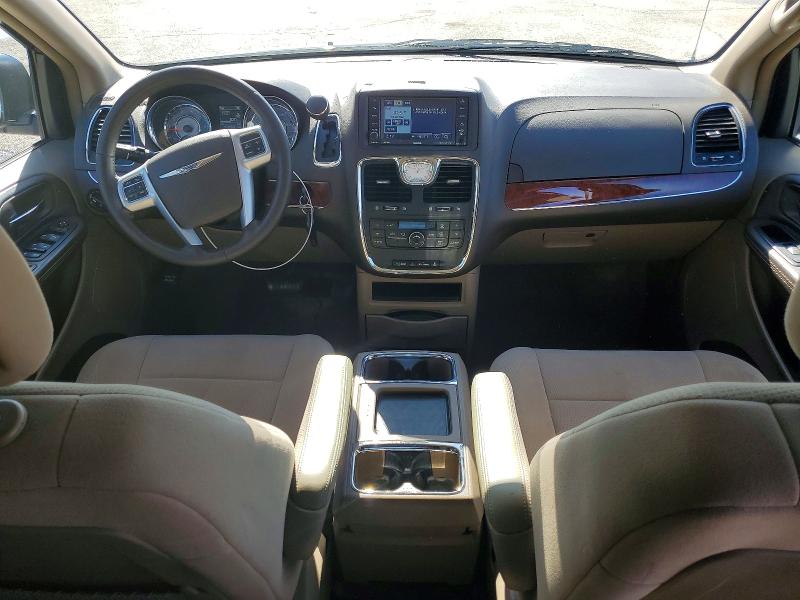 Photo 8 from auction – 2012 CHRYSLER TOWN & COU with VIN 2C4RC1BG2CR233077