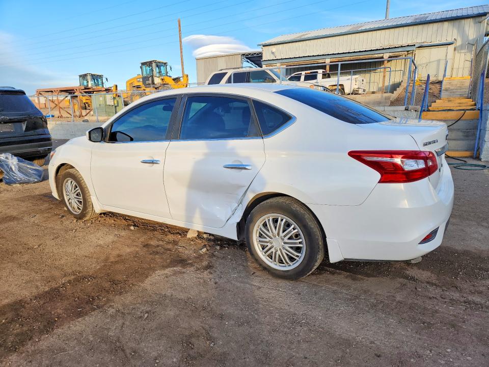 Photo 2 from auction – 2016 NISSAN SENTRA with VIN 3N1AB7AP2GY216681