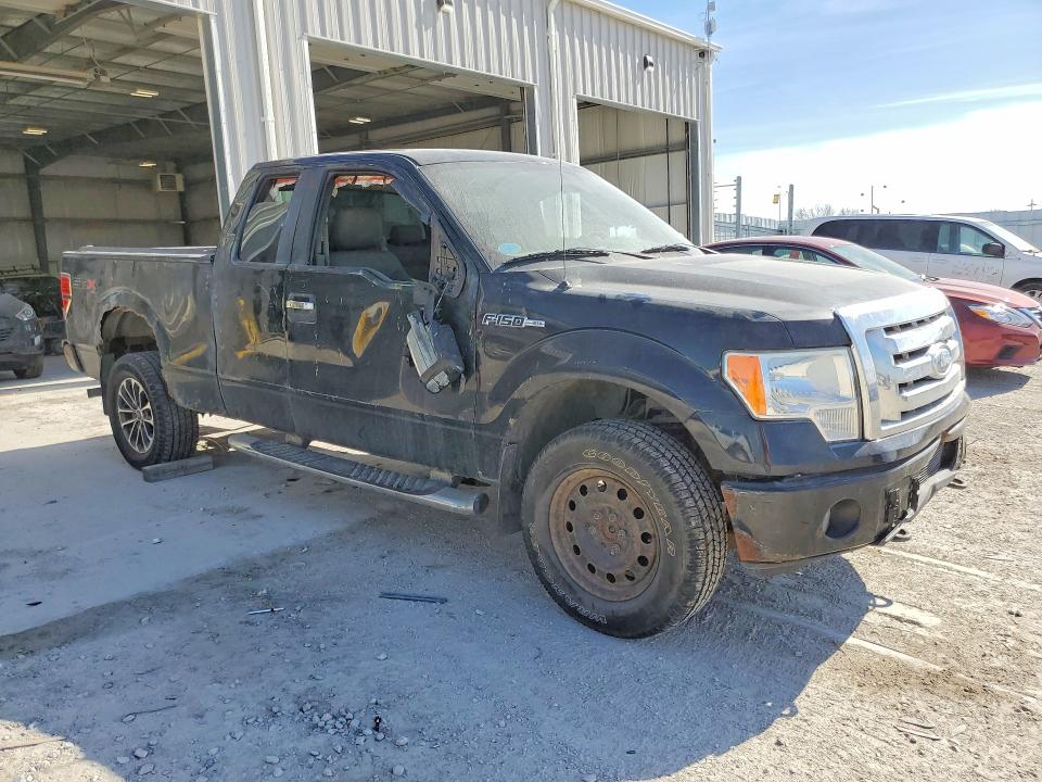 Foto 4 de la subasta – 2009 FORD F150 con VIN 1FTRX14809FB10758