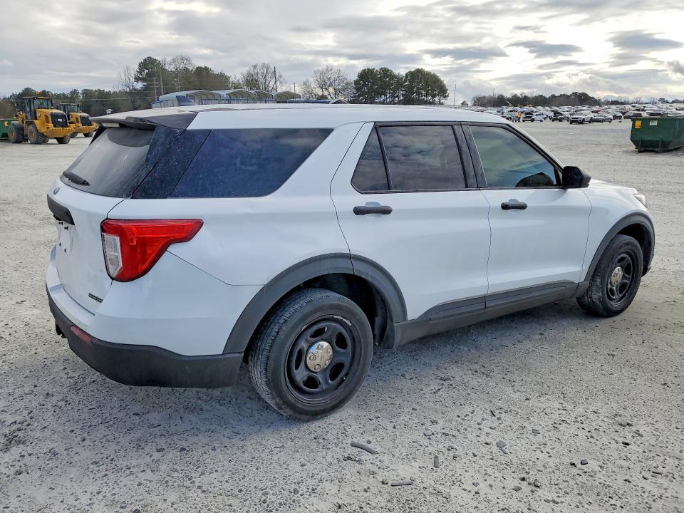 Photo 3 from auction – 2022 FORD EXPLORER P with VIN 1FM5K8AB7NGA99148