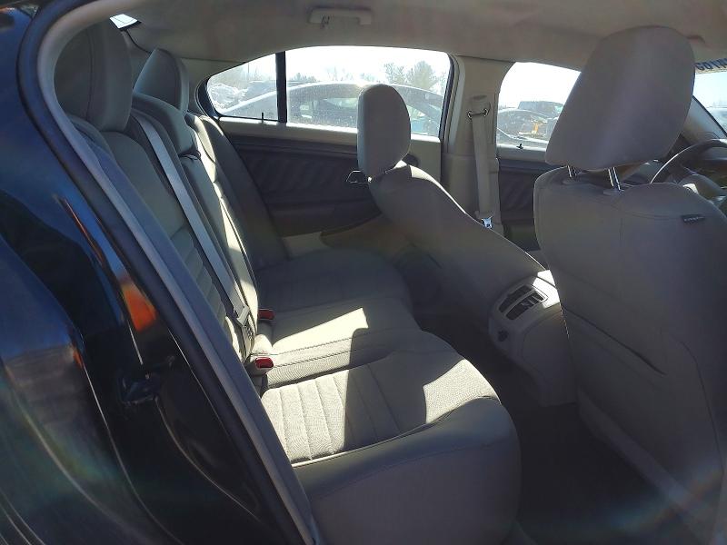 Photo 10 from auction – 2010 FORD TAURUS SE with VIN 1FAHP2DW9AG159266
