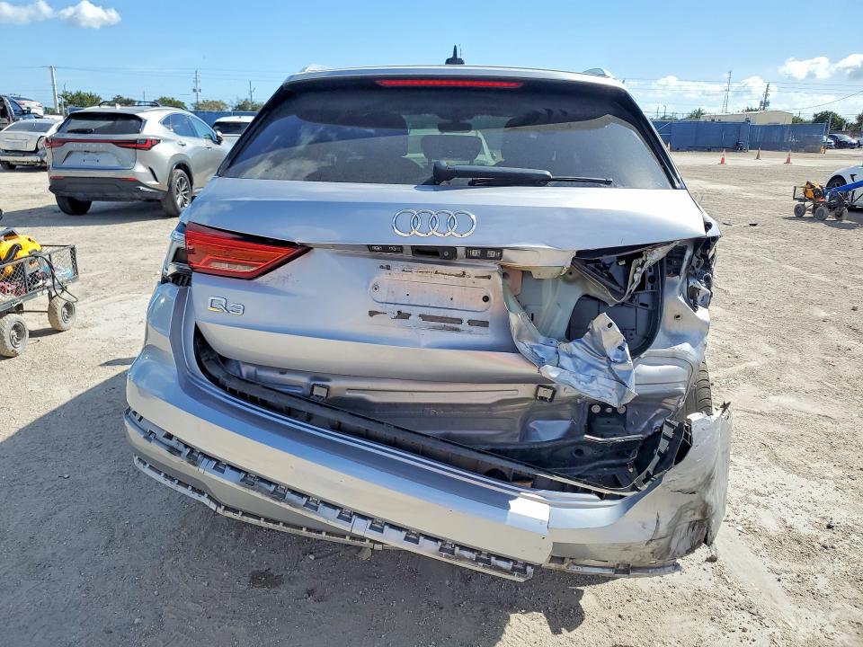 Photo 6 from auction – 2021 AUDI Q3 with VIN WA1AUCF33M1137018