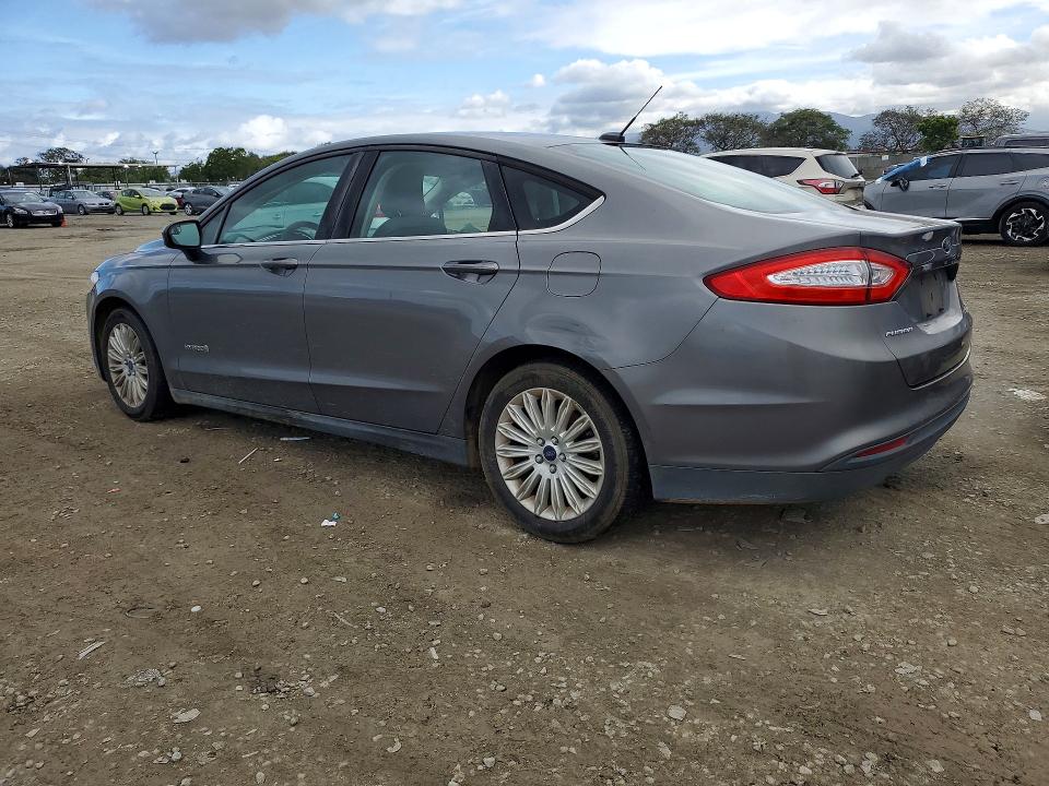Photo 2 from auction – 2014 FORD FUSION with VIN 3FA6P0UU0ER275951