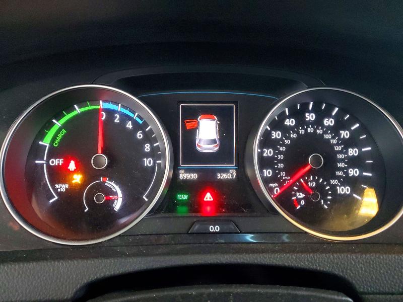 Photo 9 from auction – 2019 VOLKSWAGEN E-GOLF with VIN WVWKR7AU3KW908080