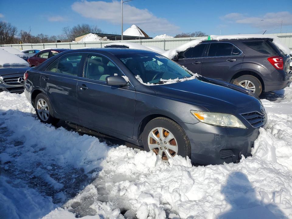 Photo 4 from auction – 2011 TOYOTA CAMRY with VIN 4T1BF3EKXBU708640