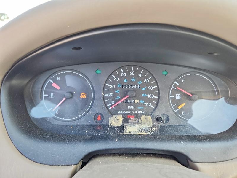 Photo 9 from auction – 1995 GEO PRIZM BASE with VIN 1Y1SK5263SZ094290
