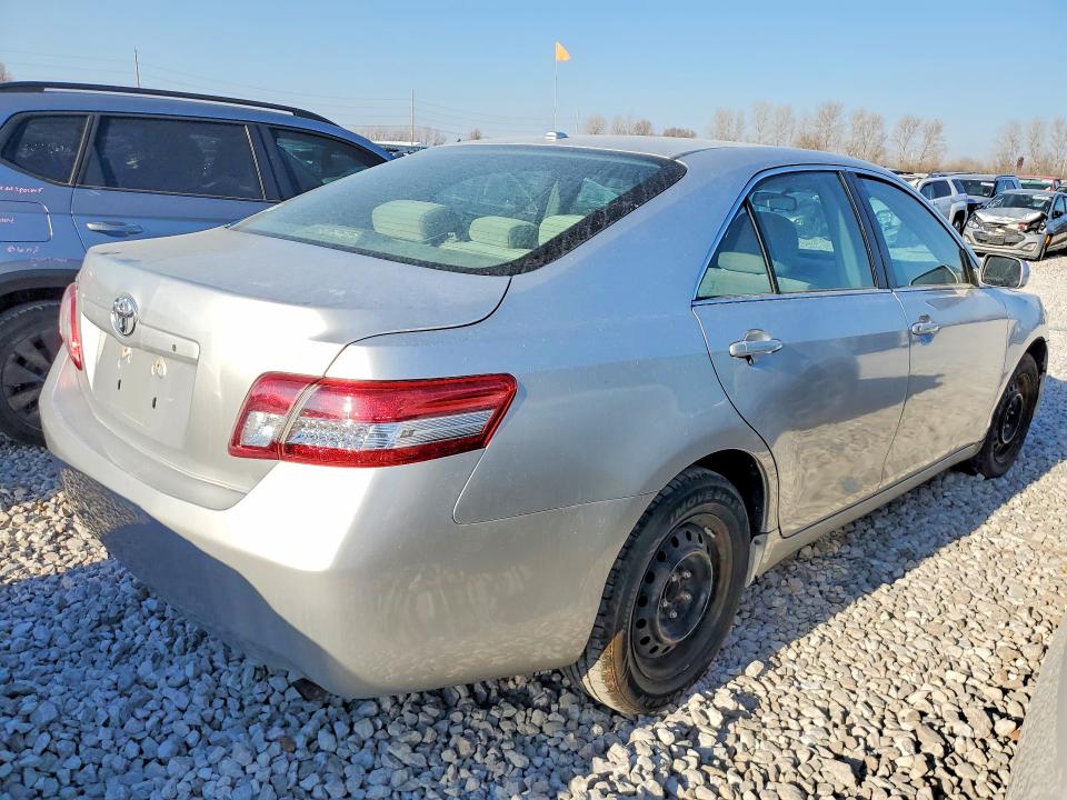 Photo 3 from auction – 2011 TOYOTA CAMRY with VIN 4T4BF3EK0BR184792