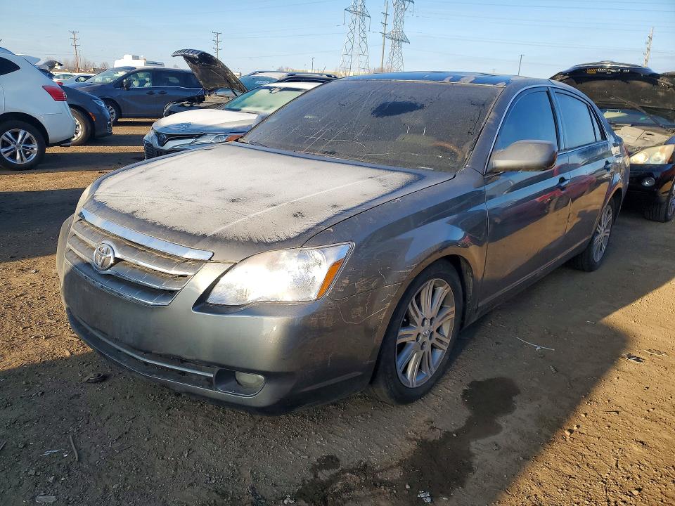 TOYOTA AVALON 2006 with VIN 4T1BK36BX6U082460 - Photo from auction