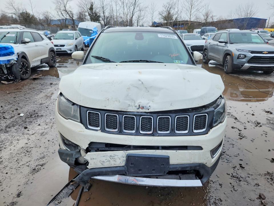 Photo 5 from auction – 2018 JEEP COMPASS with VIN 3C4NJDCB0JT479922
