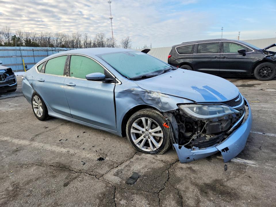 Photo 4 from auction – 2015 CHRYSLER 200 with VIN 1C3CCCAB9FN699702