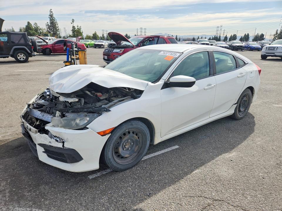 HONDA CIVIC 2018 with VIN 2HGFC2F52JH536494 - Photo from auction
