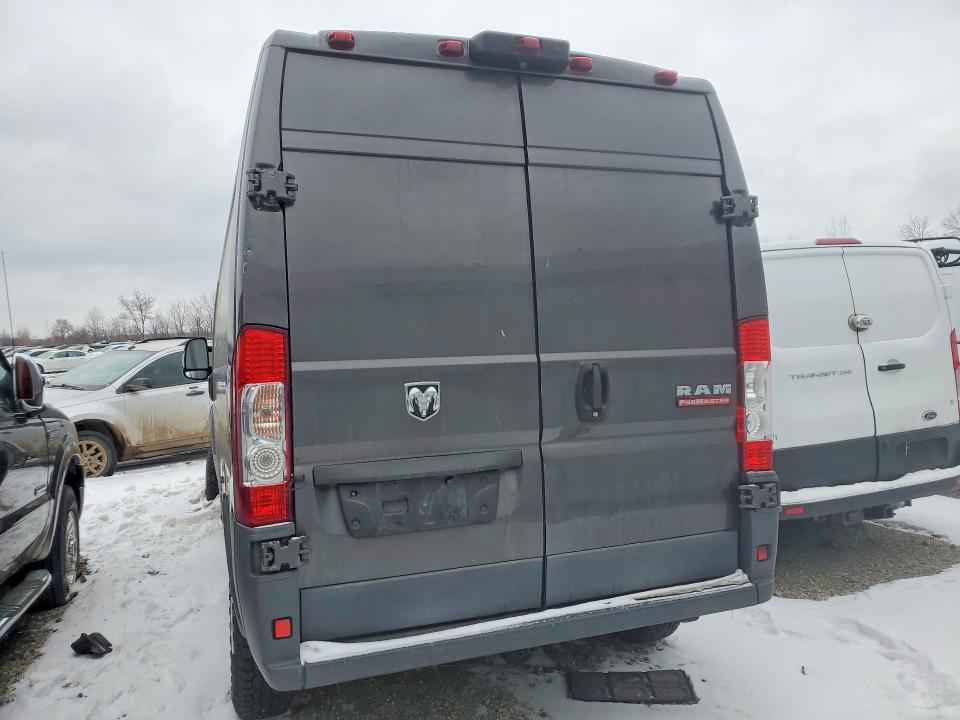 Photo 6 from auction – 2018 RAM PROMASTER with VIN 3C6URVHGXJE155192