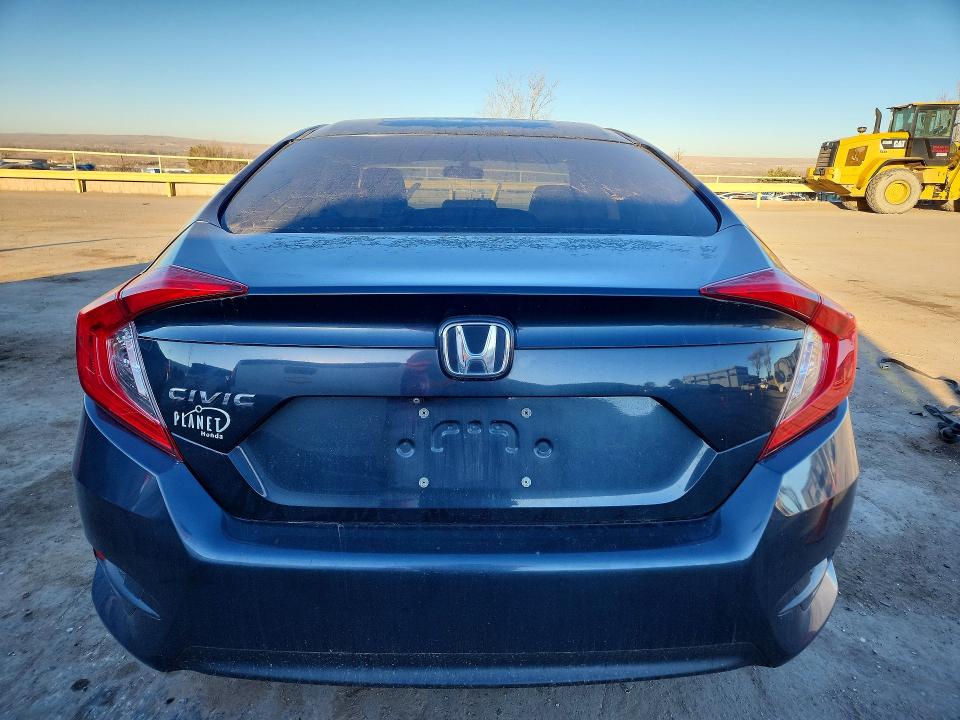 Photo 6 from auction – 2017 HONDA CIVIC with VIN 19XFC2F52HE075933