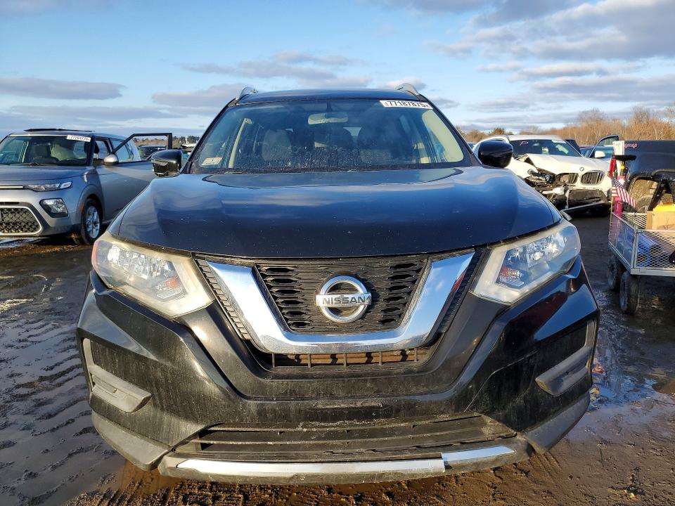 Photo 5 from auction – 2017 NISSAN ROGUE with VIN JN8AT2MT6HW385122