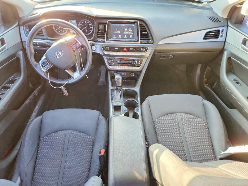 Photo 8 from auction – 2018 HYUNDAI SONATA with VIN 5NPE34AF6JH641763