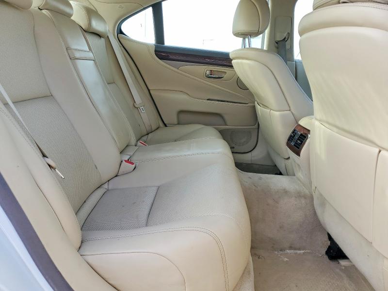 Photo 10 from auction – 2013 LEXUS LS with VIN JTHBL5EFXD5124911