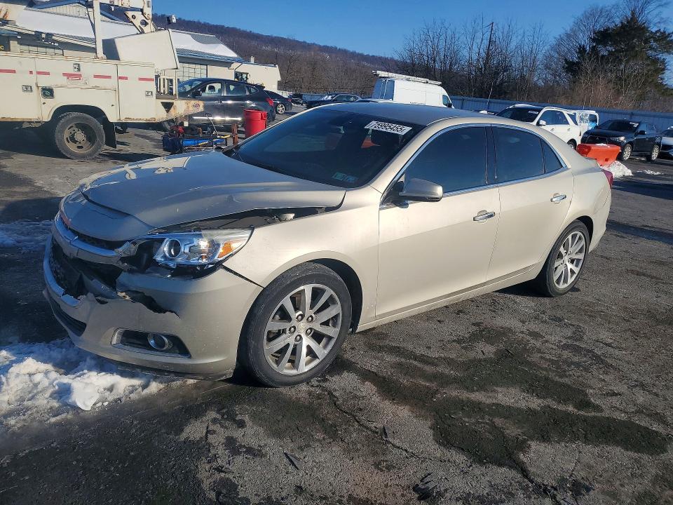 CHEVROLET MALIBU 2014 with VIN 1G11H5SL4EF116736 - Photo from auction