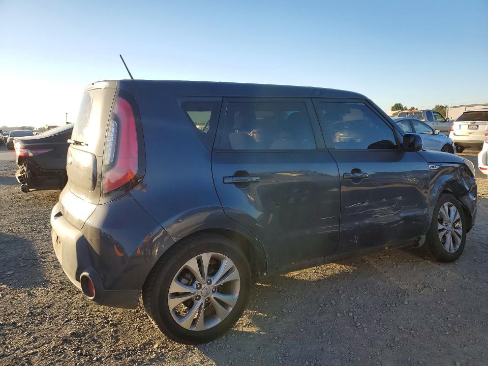Photo 3 from auction – 2015 KIA SOUL with VIN KNDJP3A52F7201989