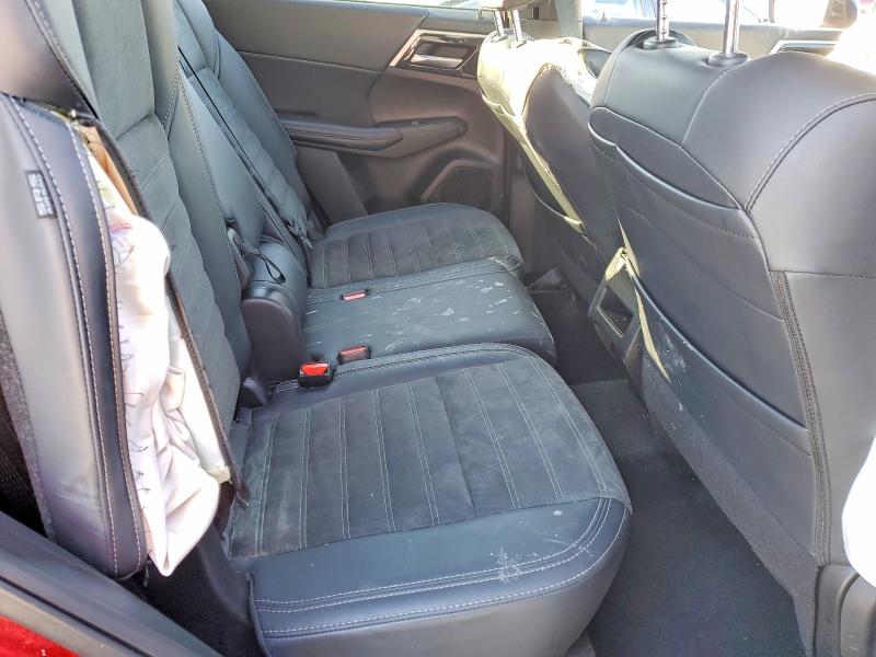 Photo 11 from auction – 2024 MITSUBISHI OUTLANDER with VIN JA4J3VA86RZ063961