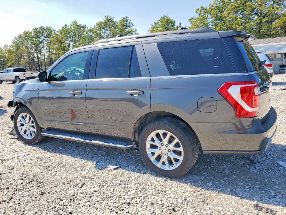 Photo 2 from auction – 2021 FORD EXPEDITION with VIN 1FMJU1HT2MEA86431