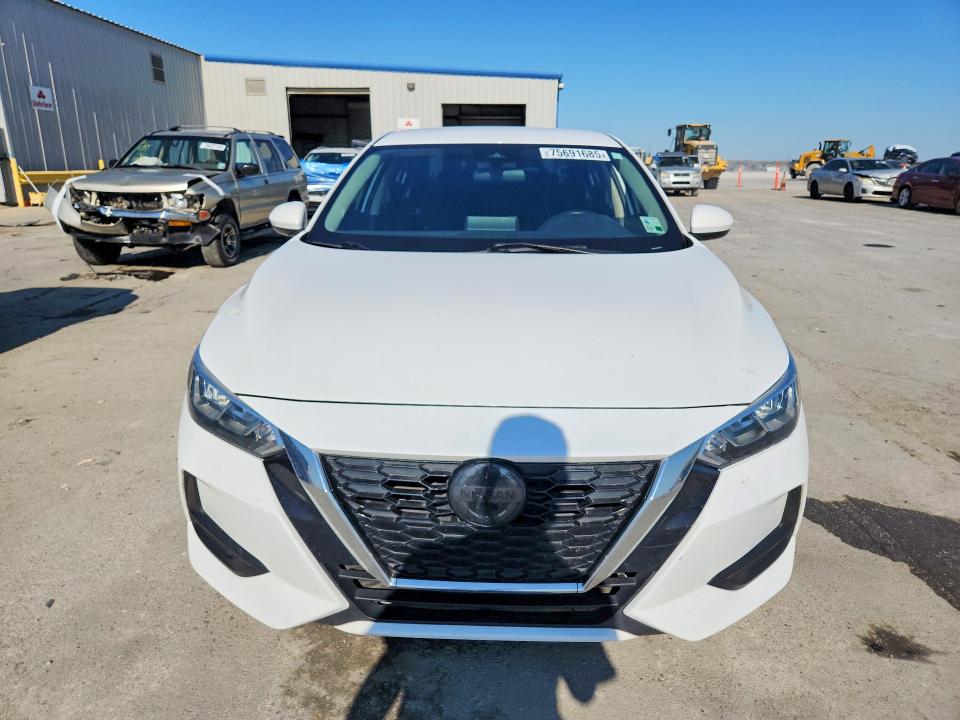 Photo 5 from auction – 2022 NISSAN SENTRA with VIN 3N1AB8CV6NY221946