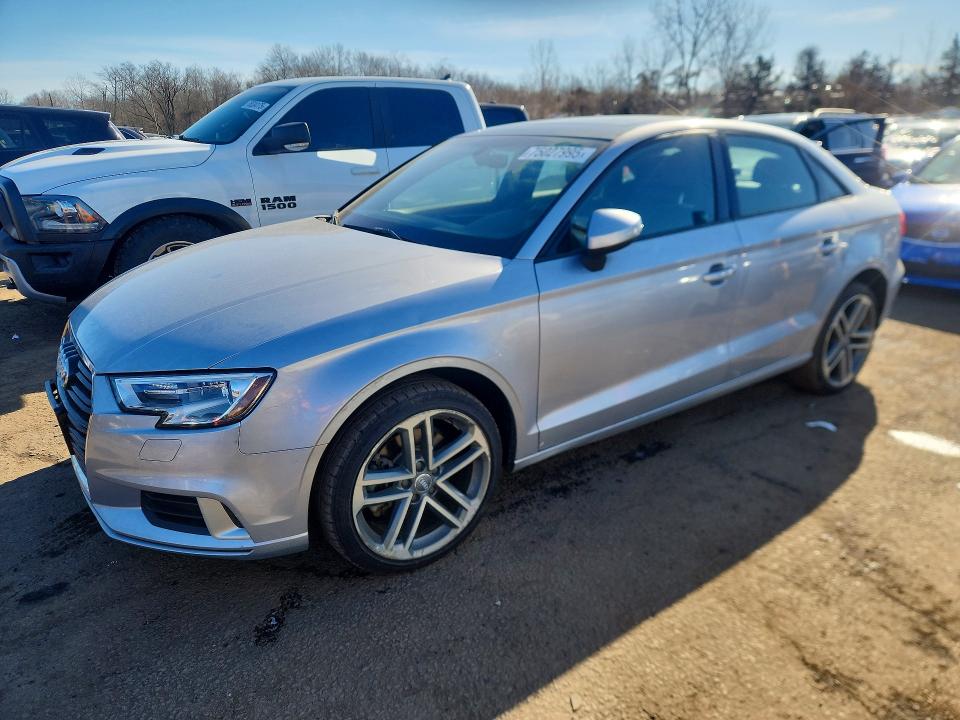 AUDI A3 2017 with VIN WAUB8GFF6H1022674 - Photo from auction