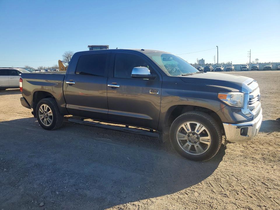 Photo 4 from auction – 2014 TOYOTA TUNDRA with VIN 5TFGY5F18EX164017