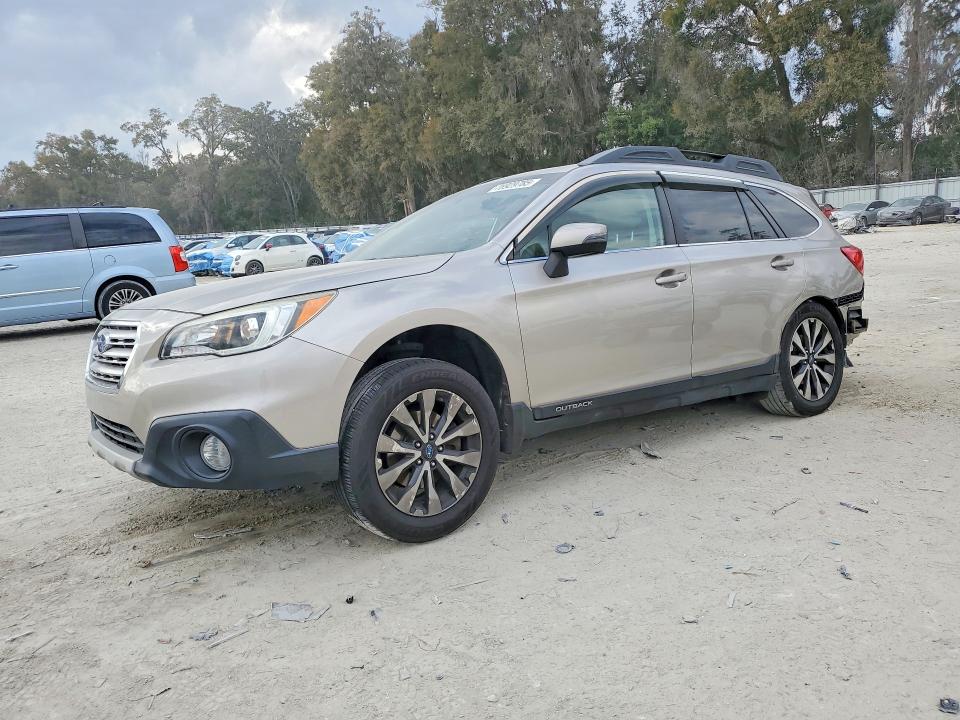 SUBARU OUTBACK 2. 2015 with VIN 4S4BSBLC8F3333828 - Photo from auction