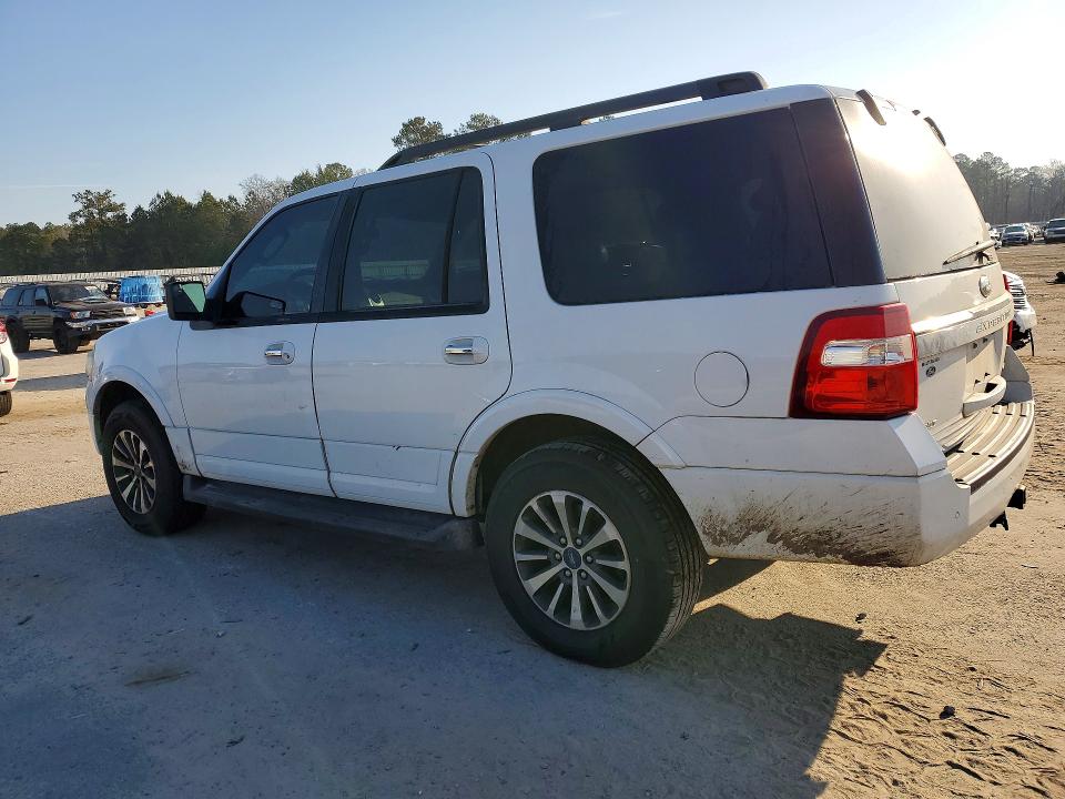 Photo 2 from auction – 2015 FORD EXPEDITION with VIN 1FMJU1HT0FEF47886
