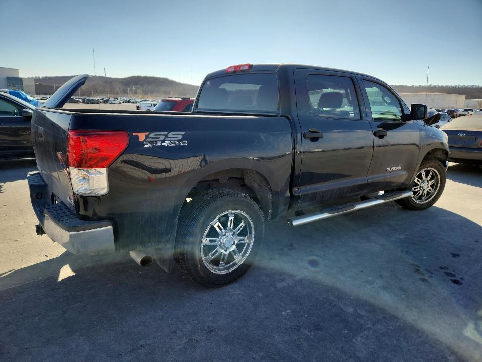 Photo 3 from auction – 2013 TOYOTA TUNDRA with VIN 5TFDM5F19DX046071