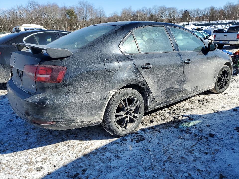 Photo 3 from auction – 2016 VOLKSWAGEN JETTA with VIN 3VW267AJ5GM213280